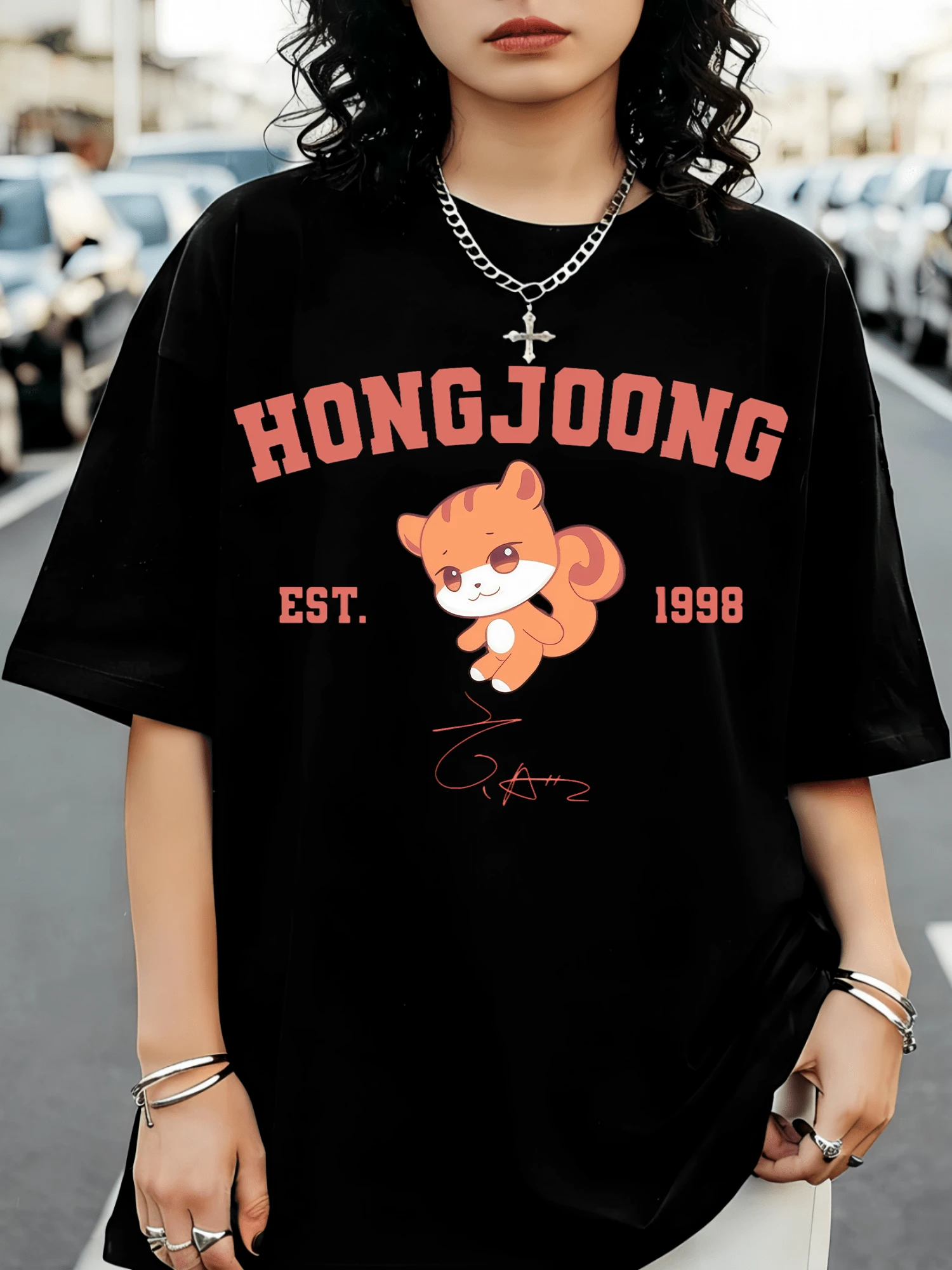 ATEEZS Hongjoong Squirrel Mascot Print T-Shirt, Casual K-Pop Idol Top - Black - View 1