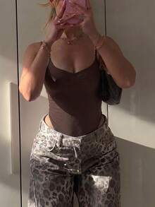 VIVINA 女款小碼純色休閒極簡百搭抓皺細肩帶背心，舒適疊穿上衣，適合秋冬 - 巧克力棕 - 查看 6