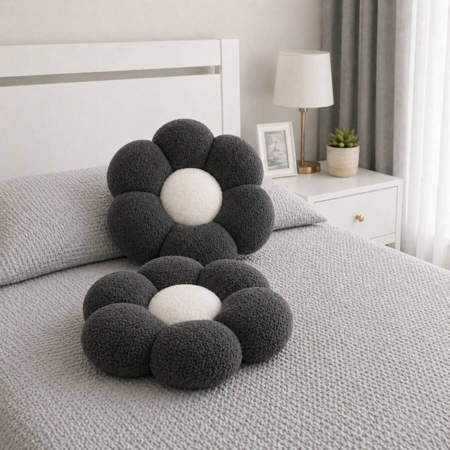 2 Pieces Daisy- Ultrashaped-Soft Plush Seat/Mat - 45x45 Cm - Made In Türkiye - Black - View 1