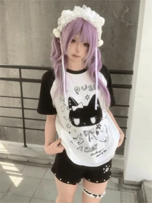 Y2K 女款大尺寸短袖短版T恤，寬鬆修身Ins風上衣，休閒夏季款 - 白色 - 查看 1