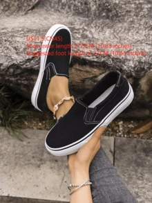 Couple's Canvas Shoes, Slip-On Slouchy Shoes, Walking Shoes, Fashionable Casual Versatile Classic Canvas Shoes - Black and White - View 15