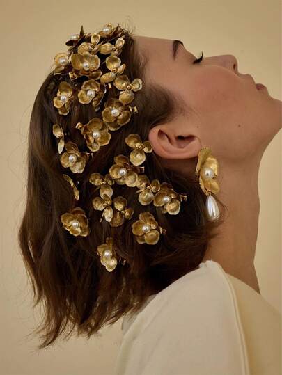 2pcs Retro Court Style Pearl Flower Hair Clips, French Temperament Side Clips, Luxury High-End Versatile Hair Accessories For Women