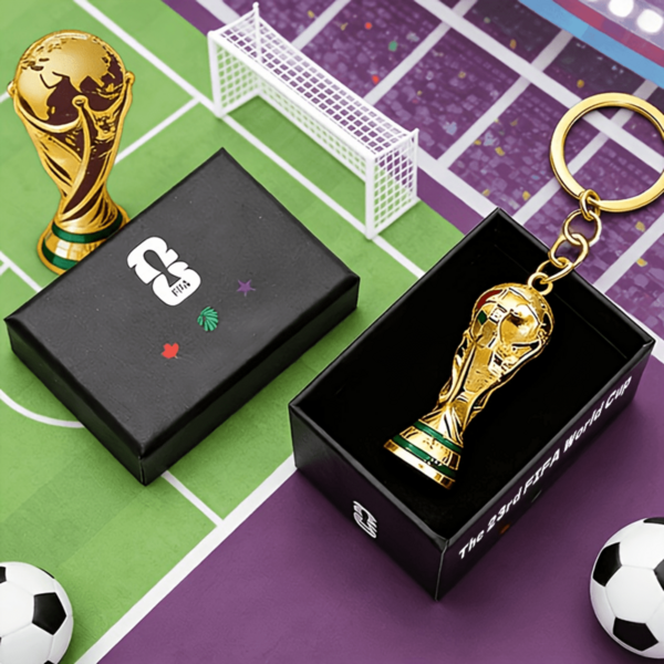 FIFA FIFA 2026年世界杯足球派对礼盒，适用于美国、加拿大、墨西哥，足球迷纪念品礼盒套装，派对礼品，适合毕业、返校、万圣节、圣诞节、父亲节或生日等场合，是送给世界杯足球迷的理想礼物。