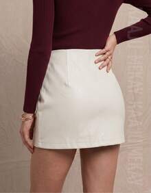 Women's Short Skirt, Faux Leather, High Waist, Cutouts, Night Party, Saint John's Day - 米白色 - 查看 2