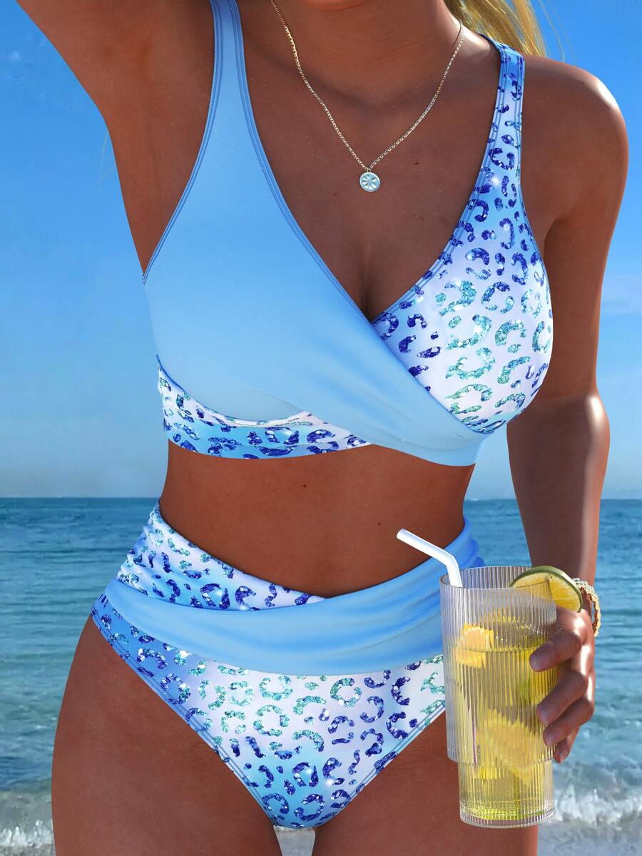 Bộ bikini mới, thời trang, gợi cảm, thanh lịch với họa tiết hoa, chất liệu vải trơn, dây đeo chéo phối màu tương phản, thích hợp cho bãi biển, hồ bơi và kỳ nghỉ. - Họa tiết da báo xanh - Xem 1