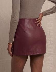 Women's Short Skirt, Faux Leather, High Waist, Cutouts, Night Party, Saint John's Day - 酒紅色 - 查看 2