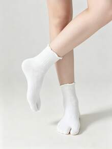 1/4 Pasang Kaos Kaki Minimalis Serbaguna Motif Garis Vertikal dengan Jari Kaki Terpisah, Panjang Setengah Betis - MultiWarna - View 2