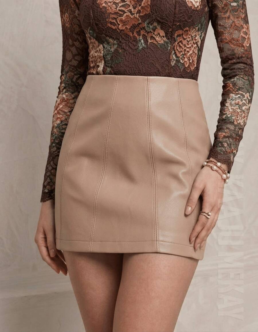 Women's Short Skirt, Faux Leather, High Waist, Cutouts, Night Party, Saint John's Day - Beis - Ver 1