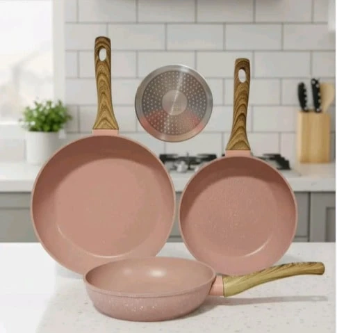 Set di pentole e padelle - Visualizzare 1