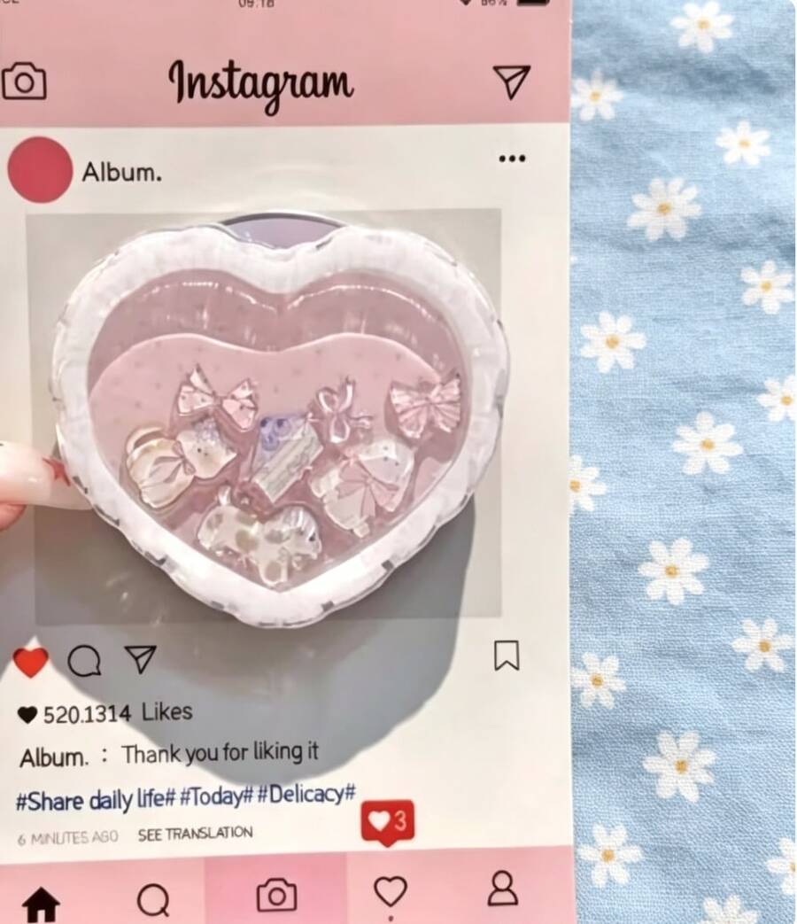 Pink Heart-Shaped Magnetic Phone Stand With A Pink Gradient Design Of Butterflies And Puppies (Without Phone Case) Mother's Day Gift - Baby Pink - View 1