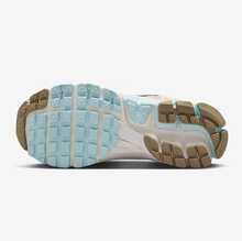 耐克（NIKE）新款 ZOOM VOMERO 5 运动训练跑步鞋 IB4698-411 - 彩色 - 查看 6