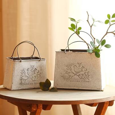 1 chậu hoa làm từ bao tải thiếc cũ - in hình hoa và chim, bình cắm hoa bằng sắt rèn chắc chắn, trang trí trong nhà/ngoài trời cho vườn, ban công, sân thượng, hiên nhà.