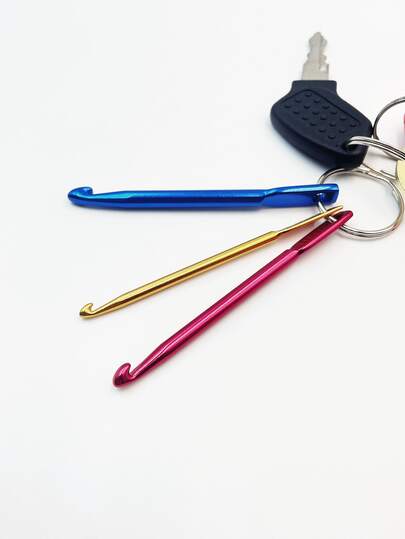 Bộ 3 móc khóa mini, gồm các kích cỡ 3mm, 4mm, 5mm, thiết kế nhỏ gọn dễ mang theo để tránh thất lạc dụng cụ, có thể dùng để móc móc khóa, đế lót ly và các sản phẩm nhỏ khác.