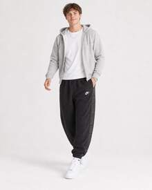 Nike Essentials 纯色品牌标志抽绳休闲裤，黑色 - 黑色 - 查看 5