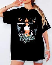 Tyla Retro Water Splash Portrait T-Shirt, Cursive Name Print, Unisex Casual Music Fan Top - Black - View 9