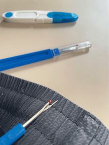 3件套/6件套拆线器工具套装 | 大号拆线器、小号双色拆线器、带盖安全剪刀，适用于缝纫、拼布、刺绣、DIY手工、服装修补，是缝纫初学者、拼布爱好者和手工达人的理想之选。 - 拆線器 - 查看 5