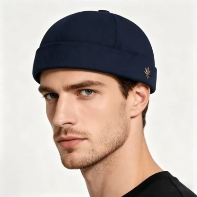 Unisex Autumn/Spring Flat Cap, Korean Style Newsboy Hat, Brimless Hiphop Maple Leaf Metal Decor Cap, Unique Design