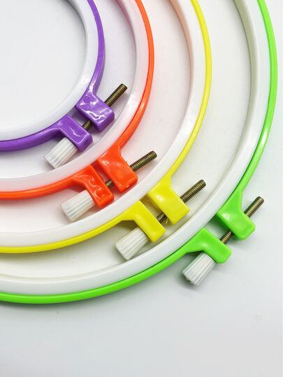 Bộ 10 khung thêu nhựa nhiều màu sắc, kích thước 9-20cm, phù hợp cho thêu chữ thập, thêu và trưng bày đồ thủ công DIY.