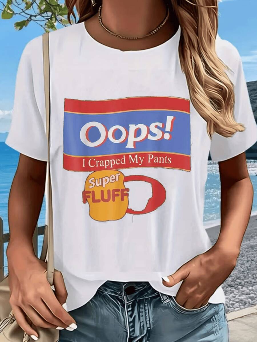 Frase divertida con tipografía colorida que transmite un sentido de humor irónico y desenfadado ideal para destacar en reuniones casuales con un toque atrevido camiseta de mujer casual moderna para verano - Blanco - Ver 1