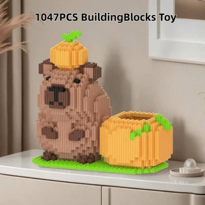 Bộ đồ chơi lắp ráp mini 1047 mảnh hình chuột hamster siêu dễ thương, dùng làm giá đựng bút và vật trang trí bàn làm việc, các mảnh ghép mịn dễ lắp ráp và tháo rời, đồ chơi giảm căng thẳng, vật trang trí bàn làm việc thẩm mỹ cao, phù hợp cho học sinh, người lớn, nhân viên văn phòng, đồ dùng học tập, đồ dùng hàng ngày mùa đông, quà sinh nhật, quà Valentine, quà Giáng sinh.