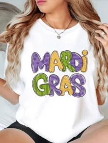 Vibrant Colors That Evoke The Joy And Energy Of Carnival With Large Letters Full Of Festive Patterns That Symbolize Celebration, Freedom And Fun. Comfortable Casual Women's T-Shirt For Urban Parties - trắng - Xem 8