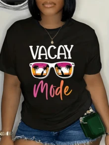 Sunglasses Reflecting Palm Trees And A Tropical Sunset Inspire Relaxation, Joy, And Holiday Energy. Ideal For Sunny Days And A Free Spirit. Modern Casual Women's T-Shirt - 黑色 - 查看 8
