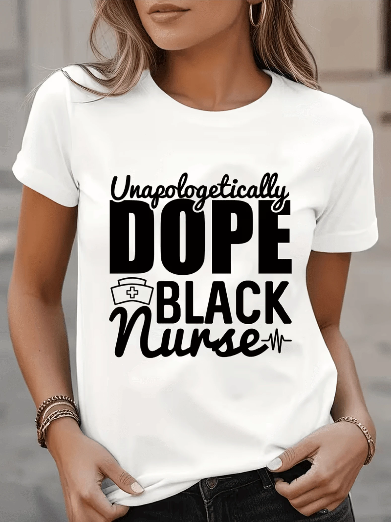 Women's Pride And Strength With A Powerful Message About Professional Empathy And A Positive Attitude In Healthcare Work. Comfortable Casual Women's T-Shirt For Everyday Wear. - 白色 - 查看 1