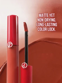 Son lì Giorgio Armani Velvet Lipstick #206, 6.5ml (dung tích đầy đủ)/3ml (dung tích mẫu thử), chất son lì mịn mượt, độ lên màu cao, lâu trôi và không lem, công thức thoải mái không gây khô môi, làm sáng da, không vón cục hay bong tróc, tạo màu sắc đậm đà, phù hợp với mọi tông da, cần thiết cho trang điểm hàng ngày, hẹn hò, dự tiệc, món quà Giáng sinh và Ngày Valentine hoàn hảo. - 206 bậc thầy môi - Xem 10