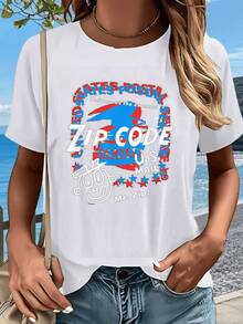 Figura colorida que simboliza la conexión postal entre personas representando movimiento comunicación y unión en tonos rojo azul y blanco con elementos divertidos y alegres camiseta de mujer casual moderna para uso diario - Blanco - Ver 1
