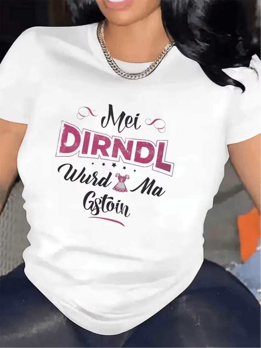 Text On The Front Expressing Cultural Pride In Large Pink And White Letters Next To A Small Traditional Dress, A Symbol Of Modern And Cheerful Feminine Identity. Comfortable Casual Women's T-Shirt For Everyday Wear. - 白色 - 查看 1