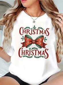 Lazo rojo con puntos blancos rodeado de hojas verdes simboliza alegría esperanza y unión en días festivos transmitiendo espíritu navideño en cada detalle camiseta de mujer decoración alegre para celebración de Navidad - Blanco - Ver 8