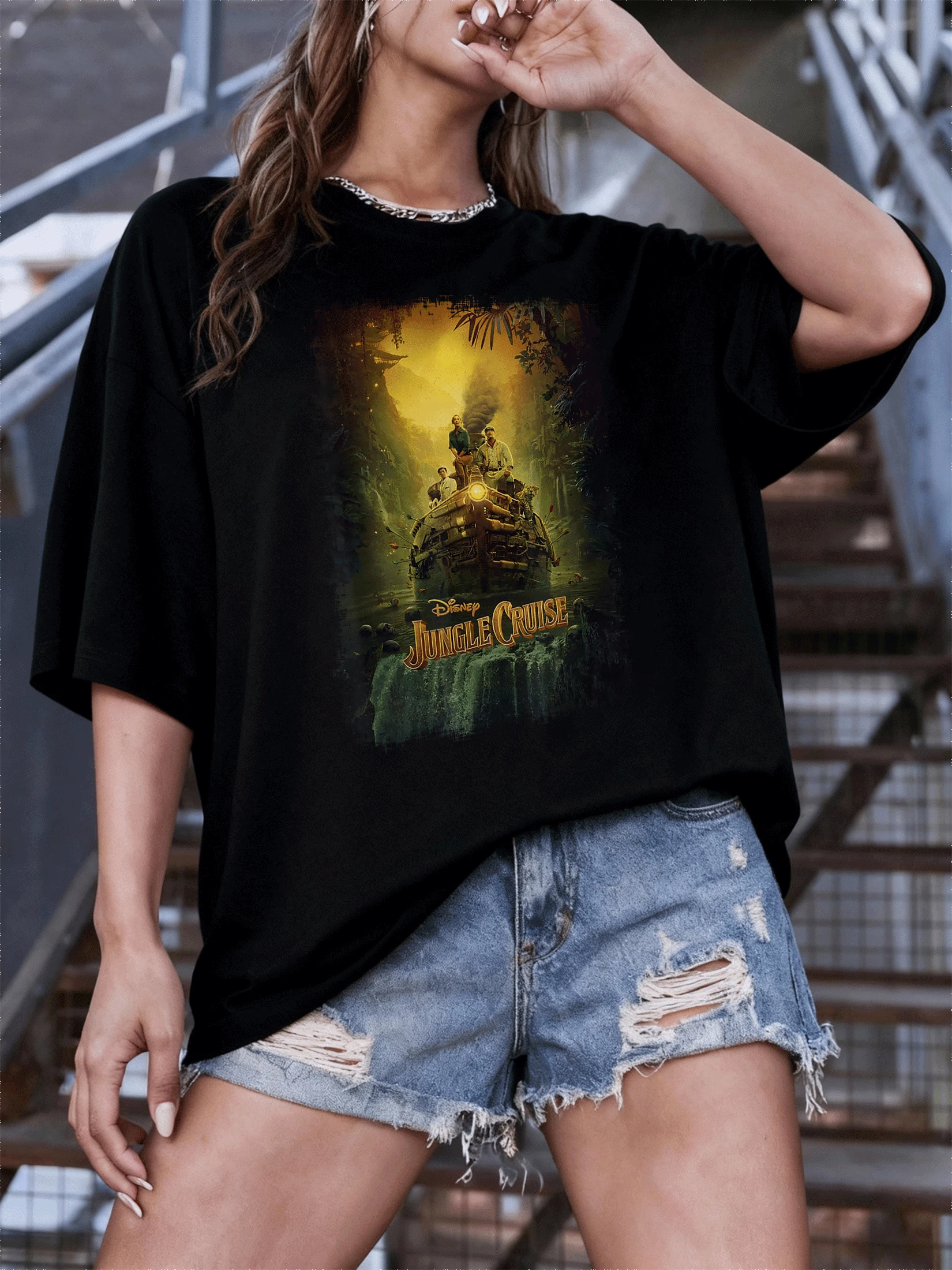 Jungle Adventure With A Boat Sailing Among Waterfalls And Tropical Foliage Symbolizing Exploration And Free Spirit. Casual, Comfortable, And Modern Women's T-Shirt - 黑色 - 查看 1