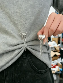 4个多功能服装夹，可用于裤腿包边，金属星形、心形、蝴蝶结形，适用于衬衫、衣服、裤子，可用于夹扣、纽扣，可爱装饰裤腿，袖夹用于服装装饰 - A - 查看 2