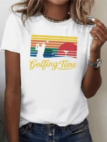 Figura de una persona jugando al golf frente a un sol rojo y líneas de colores que evocan energía y relajación camiseta de mujer casual moderna ideal para amantes del golf y momentos al aire libre - Blanco - Ver 8