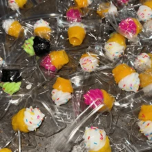 1个 - 2026新款硅胶挤压式冰淇淋甜筒，手工制作，逼真仿真食物玩具，儿童节、互动、友谊、家庭的完美礼物，热销爆款，爆炸模型，送给男朋友/女朋友的礼物，生日、派对，男女通用，理想礼物 - 彩色 - 查看 12