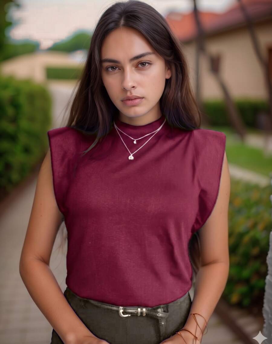 Basic Muscle Tee With Discreet Side Detail. Comfortable And Basic. Beautiful, Stylish, Alternative, And Luxurious. - Burgundy - View 1