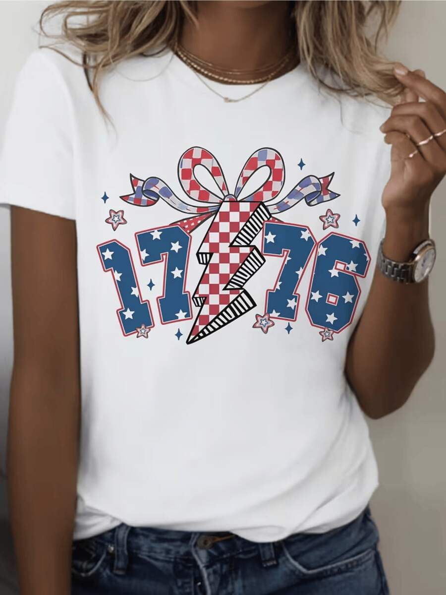 Symbols Of Independence Created With Numbers Filled With Stars And Stripes In Shades Of Red, Blue, And White Reflecting Strength And Freedom. Modern Women's T-Shirt For Everyday Wear. - 白色 - 查看 1