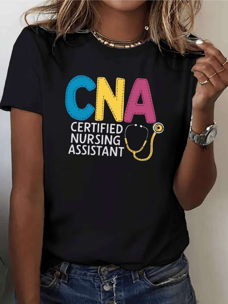 Colorful Text Celebrating The Dedication And Heart Of The Certified Nursing Assistant With Large Letters And A Cheerful Contrasting Stethoscope Symbol Reflecting Empathy And Vocation. Comfortable Casual Women's T-Shirt Ideal For Everyday Wear. - 黑色 - 查看 1