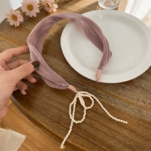 Textura de satén francés, tela suave y amigable con la piel con borla de perlas elegante, diadema ligera sin presión para control de cabello suelto, diadema versátil para uso diario y bodas - Multicolor - Ver 8