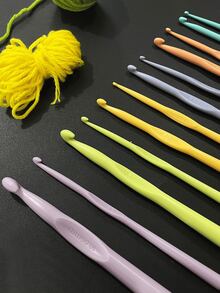 糖果色鉤針套組 12 種尺寸 (2.0mm-10.0mm)，光滑握感舒適且附尺寸標記，適合初學者與手工愛好者，可用於 DIY 禮物製作、萬聖節、聖誕節節日手工項目 - 糖果色鉤針 - 查看 3