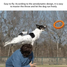 XL Large Indestructible Dog Toys, Dog Chew Toys For Aggressive Chewers,Flying Discs For Medium/Large Breeds. Floating Dog Ring Toys For Throwing, Catching, Grabbing. (12 Inch) - 中/大號橙色 - 查看 6