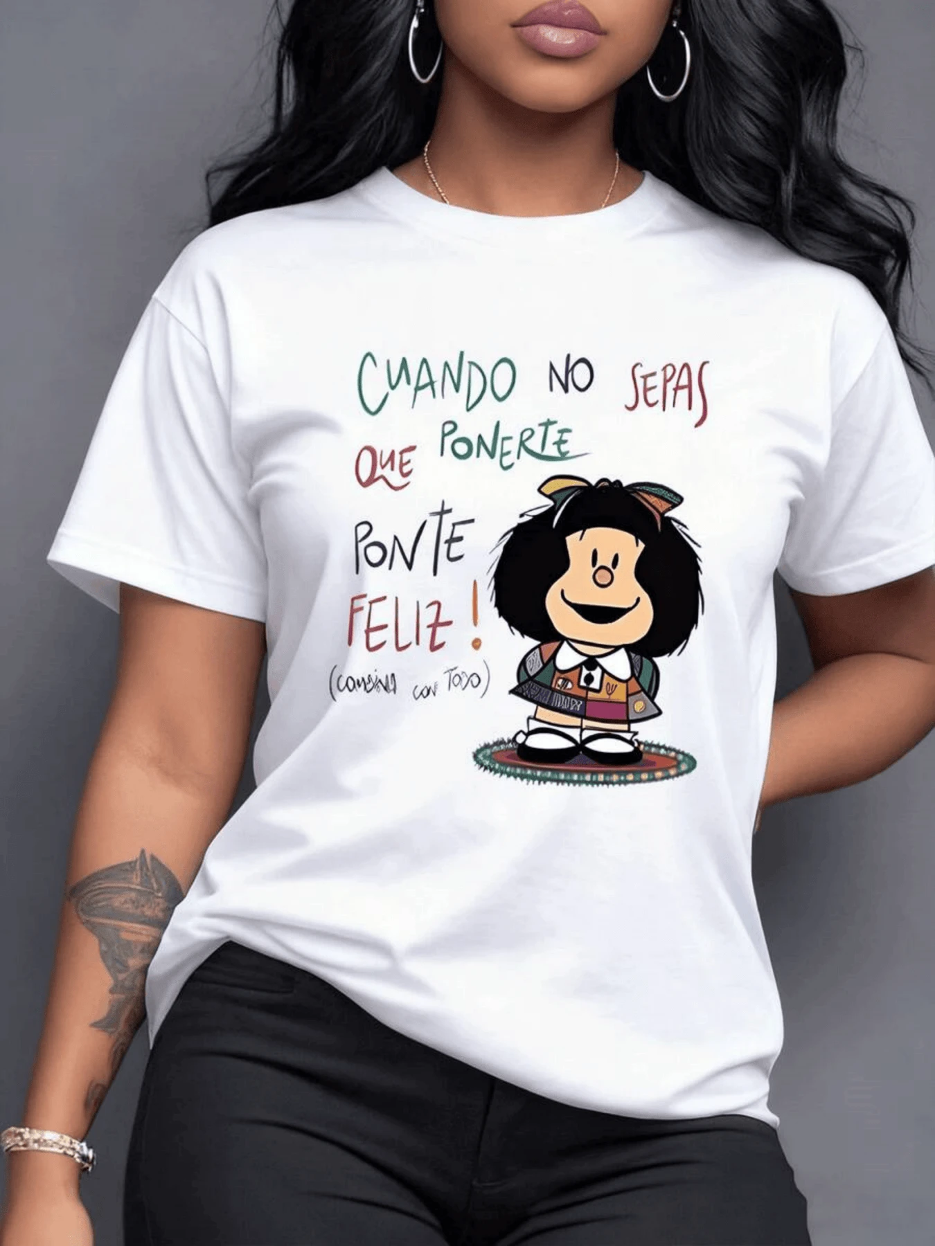 Frase divertida que inspira felicidad con personaje simpático de cabello rizado y mensaje motivador para mejorar el ánimo camiseta de mujer casual moderna cómoda para uso diario - Blanco - Ver 1