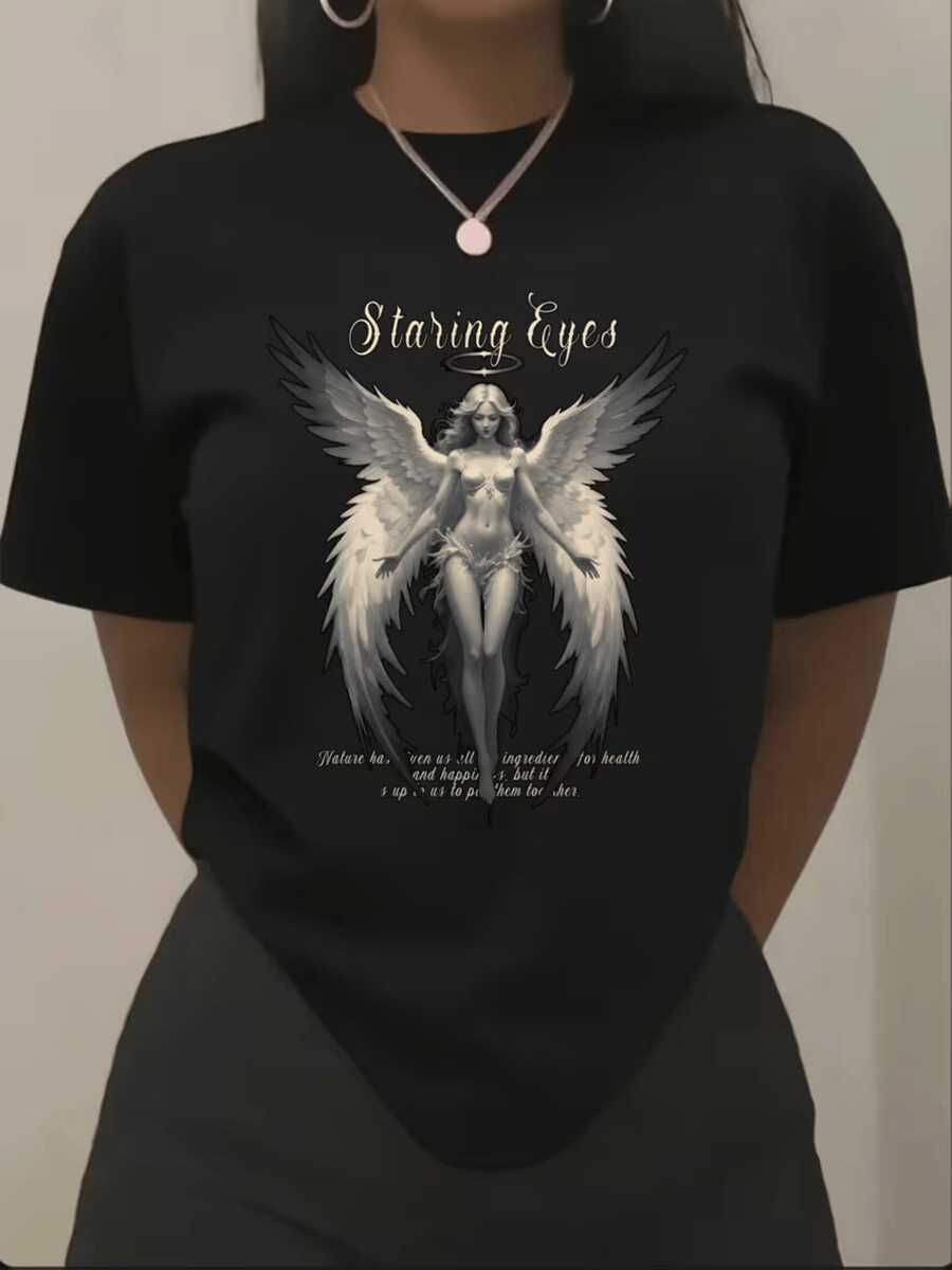 Ángel con alas extendidas que simboliza fuerza esperanza y libertad rodeado de aura celestial camiseta de mujer moderna con estilo artístico y toque místico ideal para expresión personal - Negro - Ver 1