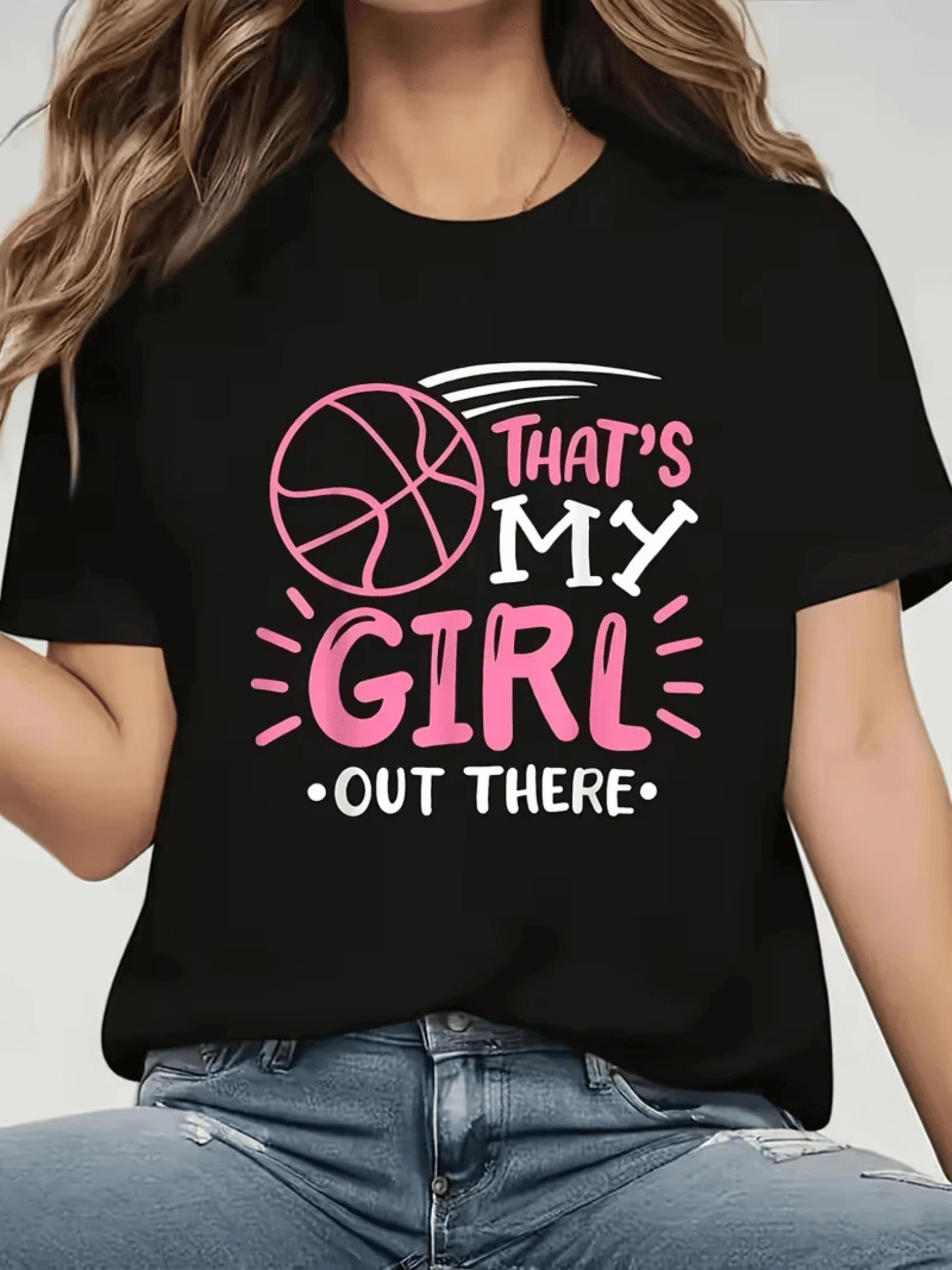 Pink Basketball With A Motivational Phrase Celebrating Pride And Support For A Player, Showcasing Positive Energy And Sportsmanship. Women's Casual, Modern, And Comfortable T-Shirts - 黑色 - 查看 1