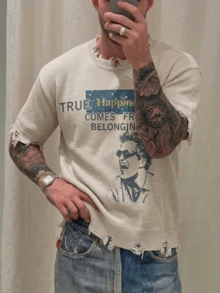 ANDREILEE 春夏男士中性休閒通勤運動趣味英文圖案做舊流蘇街頭風百搭圓領短袖針織上衣杏色毛衣開學季T恤 - 杏色 - 查看 2