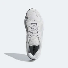 Adidas YUNG-1 Classic Retro Chunky Sneakers - Light Grey - View 3