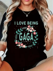 Corazón alegre con flores rosadas y verdes rodeando palabras que expresan orgullo y amor por la identidad divertida y positiva camiseta de mujer casual moderna cómoda para uso diario - Negro - Ver 8