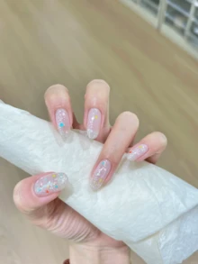 6格马卡龙美甲装饰套装，星星和爱心亮片+白色珍珠，少女透明美甲装饰DIY配件 - 彩色 - 查看 3