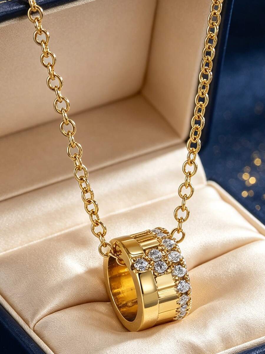 女士镀金水钻圆环吊坠项链,简约经典设计,适合日常通勤和工作场合佩戴,是时尚爱好者的理想礼物。 - 金色 - 查看 1