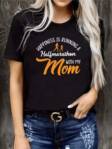 Correr junto a una madre simboliza felicidad esfuerzo y unión mostrando dos figuras femeninas disfrutando de una media maratón con energía positiva camiseta de mujer casual con mensaje motivador - Negro - Ver 8